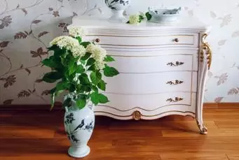 Где купить искусственные цветы для декора и как украсить ими свой дом